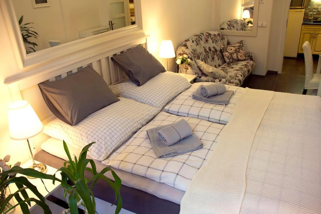 Apartamento Balcony King 12 Min From Charles Bridge *