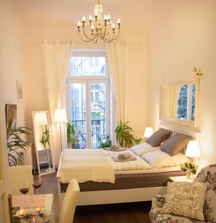 Apartamento Balcony King 12 Min From Charles Bridge