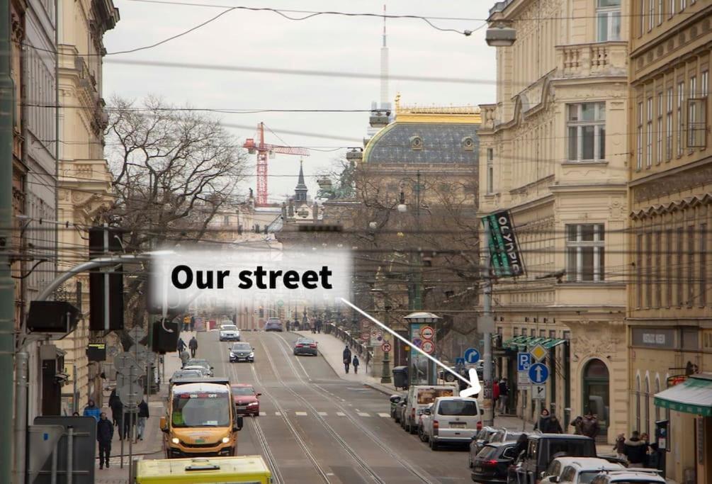 Apartamento Balcony King 12 Min From Charles Bridge