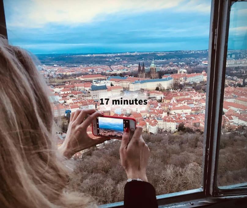Apartamento Balcony King 12 Min From Charles Bridge Praga
